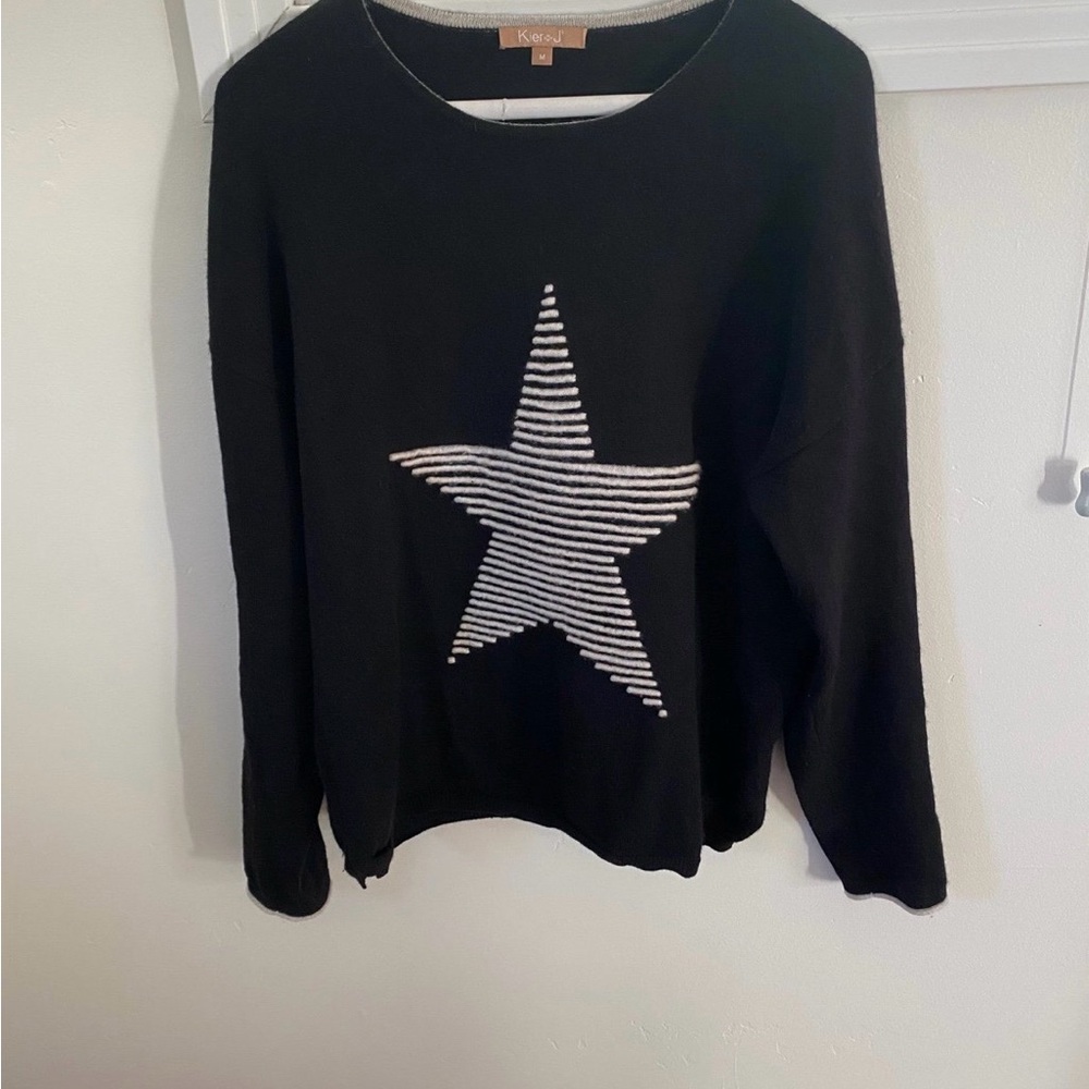 KIER + J Black Cashmere Sweatshirt with White Star